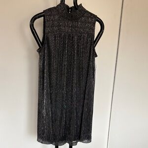 NWT Nine West Metallic Mod Mini S